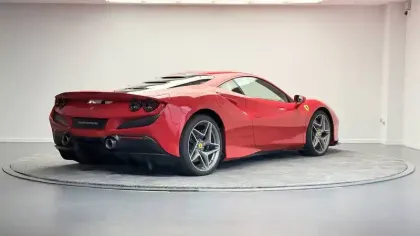 Photo 38 Ferrari F8  Tributo 3.9  V8 BiTurbo 720ch