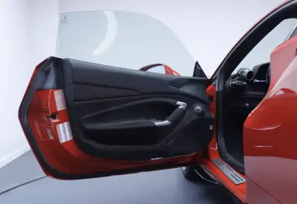 Photo 26 Ferrari F8  Tributo 3.9  V8 BiTurbo 720ch