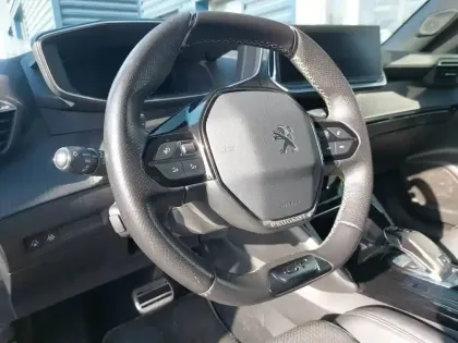 Photo 28 Peugeot 2008  BlueHDi 130 S&S EAT8