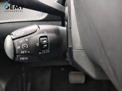 Photo 54 Peugeot 208  Electrique 50 kWh 136ch