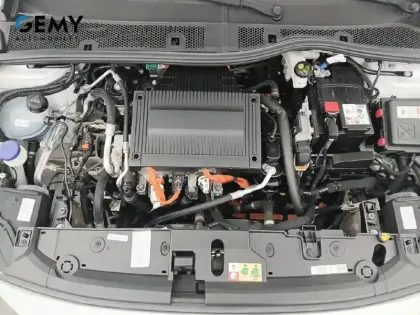 Photo 11 Peugeot 208  Electrique 50 kWh 136ch