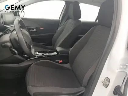 Photo 8 Peugeot 208  Electrique 50 kWh 136ch