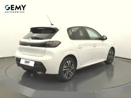 Photo 53 Peugeot 208  PureTech 100 S&S BVM6