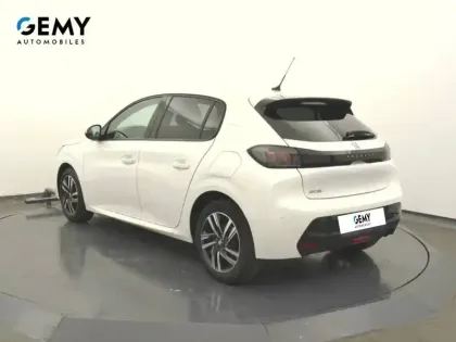 Photo 42 Peugeot 208  PureTech 100 S&S BVM6