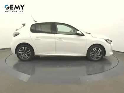 Photo 39 Peugeot 208  PureTech 100 S&S BVM6