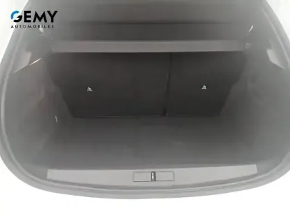 Photo 41 Peugeot 208  PureTech 100 S&S BVM6