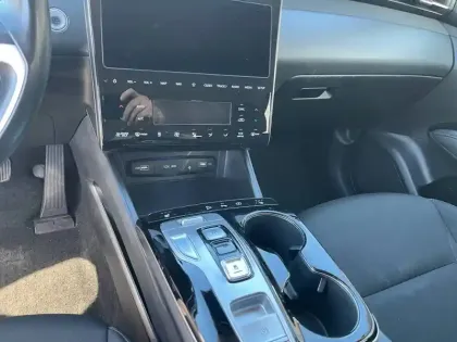 Photo 100 Hyundai Tucson  1.6 T-GDI 230 Hybrid BVA6