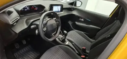 Photo 10 Peugeot 208  PureTech 75 S&S BVM5