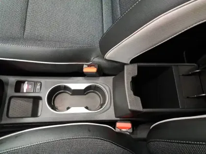 Photo 29 Renault Captur  E-Tech 145 - 21