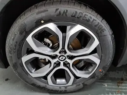 Photo 16 Renault Captur  E-Tech 145 - 21