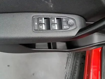 Photo 27 Renault Captur  E-Tech 145 - 21