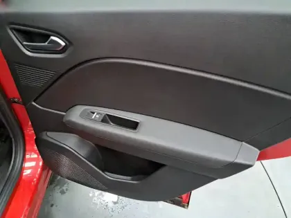 Photo 22 Renault Captur  E-Tech 145 - 21