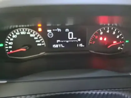 Photo 56 Peugeot 208 Gén. II Ph1 NG Like 5