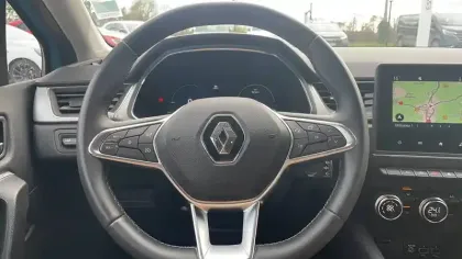 Photo 14 Renault Captur  E-Tech Plug-in 160