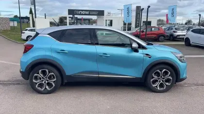 Photo 5 Renault Captur  E-Tech Plug-in 160