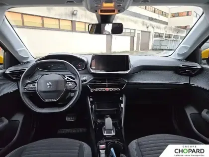 Photo 11 Peugeot 208  Electrique 50 kWh 136ch