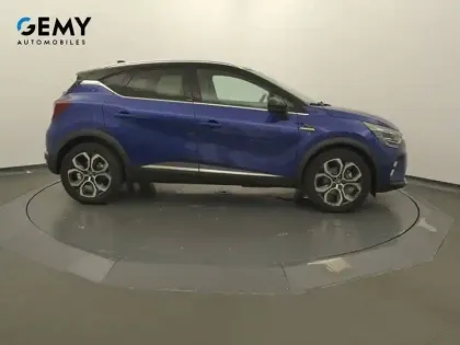 Photo 58 Renault Captur  E-Tech Plug-in 160