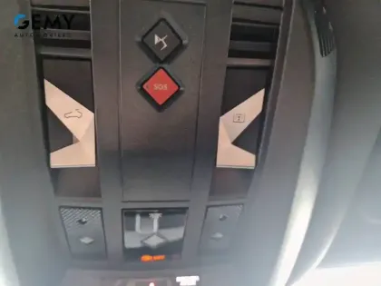 Photo 20 DS DS 7 DS7 Crossback Hybride E-Tense 300 EAT8 4x4