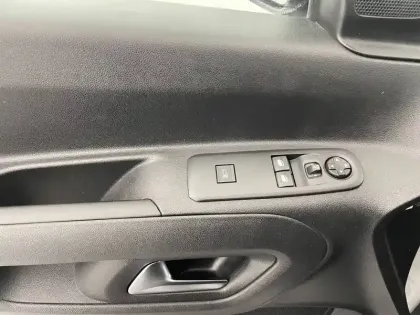 Photo 30 Peugeot Partner  M BLUEHDI 100 S&S BVM6