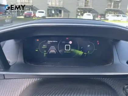 Photo 46 Peugeot 2008  PureTech 130 S&S EAT8