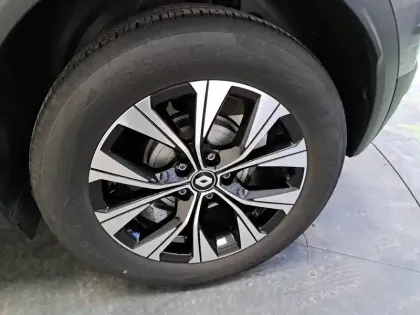 Photo 16 Renault Captur  TCe 90