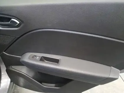 Photo 63 Renault Captur Gén. II (HJB) Ph1 NG Evolution 5