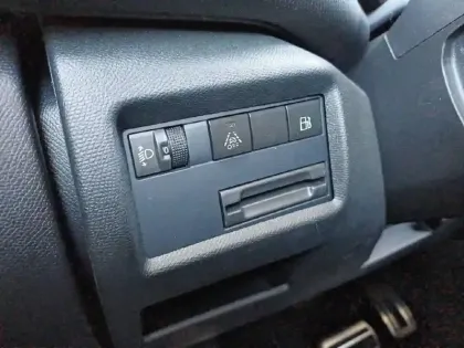 Photo 76 Citroën C5 aircross  Hybride Rechargeable 225 e-EAT8