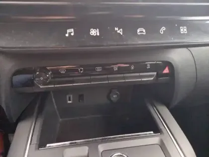 Photo 18 Citroën C5 aircross  Hybride 136 e-DCS6