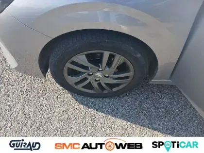 Photo 32 Peugeot 208 Gén. II Ph1 NG Style 5