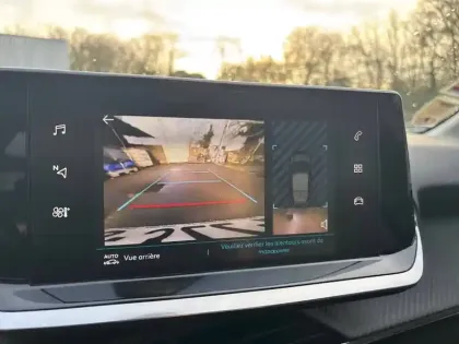 Photo 18 Peugeot 208  Electrique 50 kWh 136ch