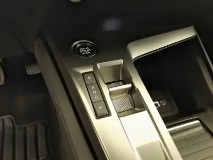 Photo 53 Peugeot 308  PureTech 130ch S&S EAT8