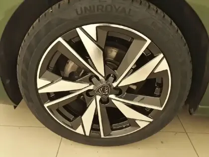 Photo 32 Peugeot 308  PureTech 130ch S&S EAT8