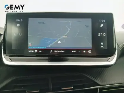 Photo 55 Peugeot 2008  PureTech 130 S&S EAT8