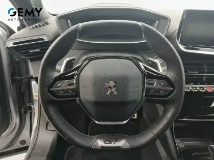 Photo 33 Peugeot 2008  PureTech 130 S&S EAT8