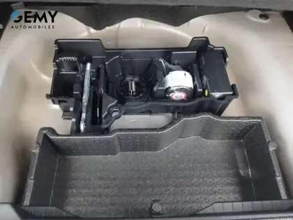 Photo 61 Peugeot 2008  PureTech 130 S&S EAT8