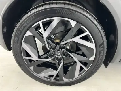 Photo 92 Renault Captur  E-Tech full hybrid 145 ch