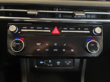 Photo 30 Hyundai Tucson  1.6 T-GDI 215 Hybrid BVA6