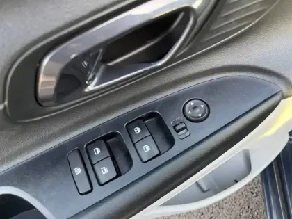 Photo 75 Hyundai I20 Gén. III Ph1 Intuitive 5