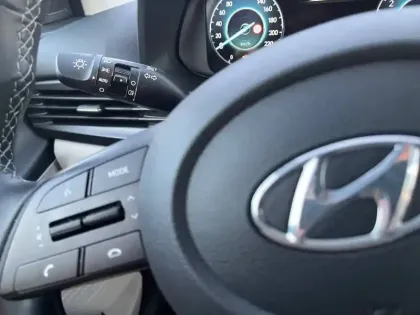 Photo 108 Hyundai I20  1.0 T-GDi 100 Hybrid 48V