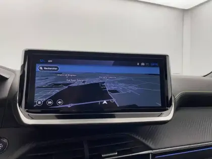 Photo 83 Peugeot 2008  Hybrid 145 e-DCS6