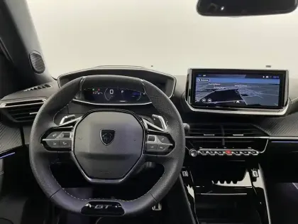 Photo 85 Peugeot 2008  Hybrid 145 e-DCS6