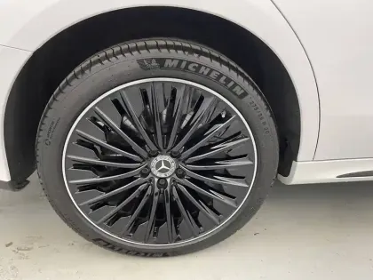 Photo 86 Mercedes Classe E  400 e Hybrid EQ 9G-Tronic 4MATIC