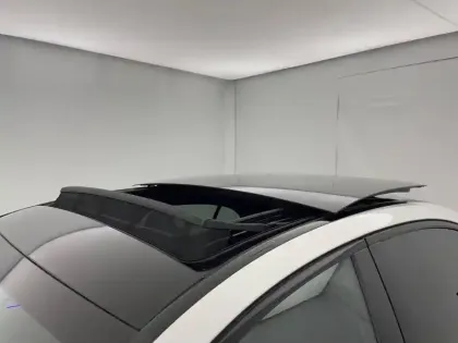 Photo 99 Mercedes Classe E  400 e Hybrid EQ 9G-Tronic 4MATIC