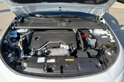 Photo 35 Peugeot 308 Gén. III Ph2 GT 5