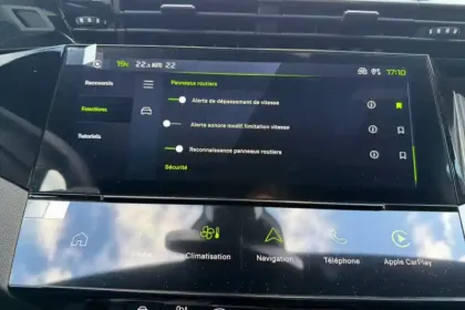 Photo 138 Peugeot 308  Hybrid 145 e-DCS6
