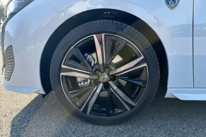 Photo 32 Peugeot 308 Gén. III Ph2 GT 5