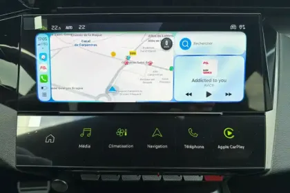 Photo 94 Peugeot 308  Hybrid 145 e-DCS6