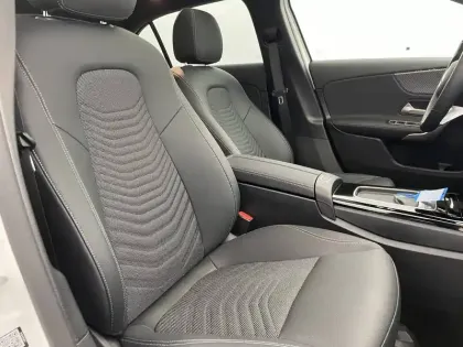 Photo 62 Mercedes Classe A  200 d 8G-DCT