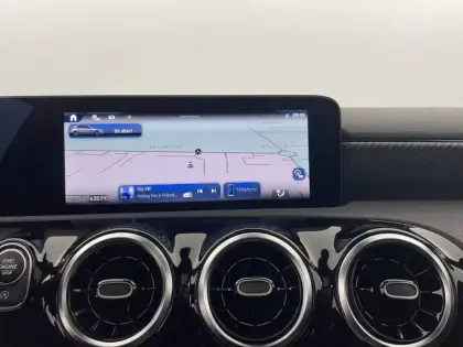 Photo 88 Mercedes Classe A  200 d 8G-DCT