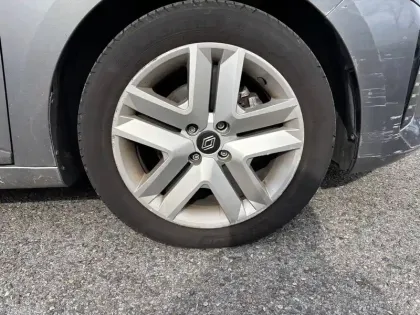 Photo 46 Renault Clio Gén. V (BJA) Ph2 Evolution 5